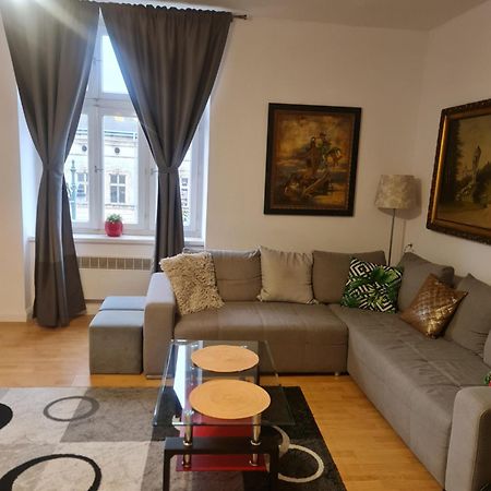 Апартаменты Apartament Aga Краков Экстерьер фото